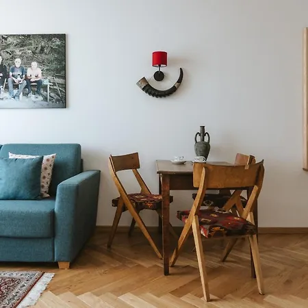 Old 호텔 합살루